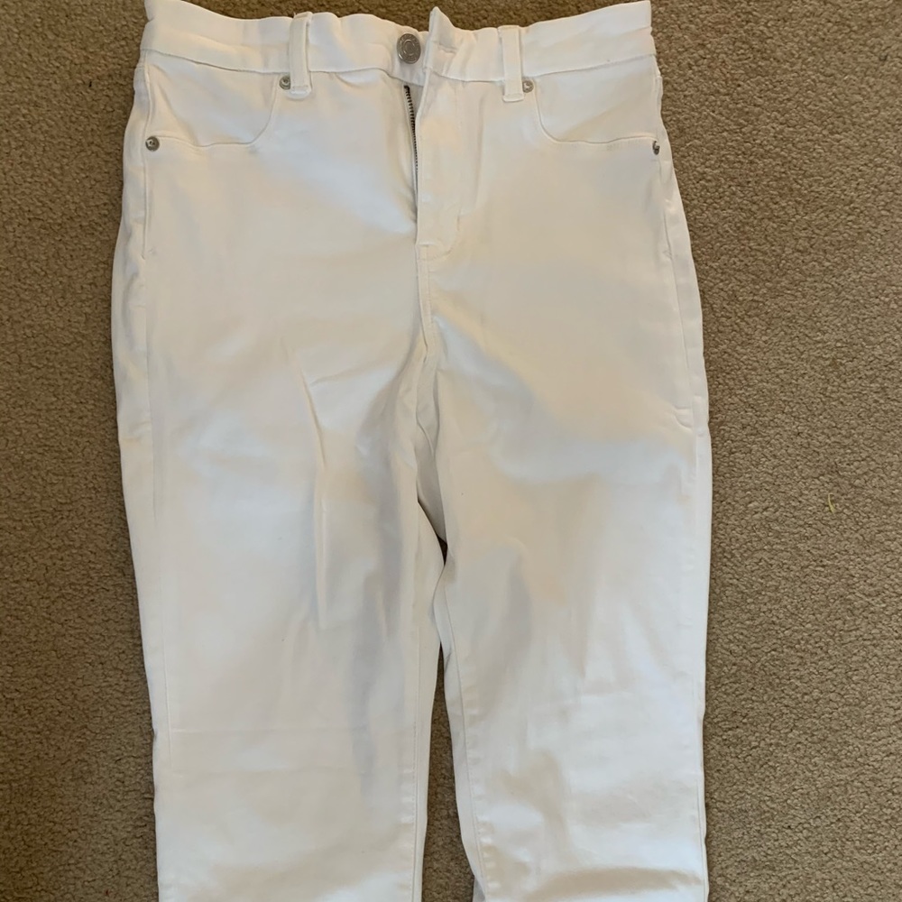 American Eagle White jeans